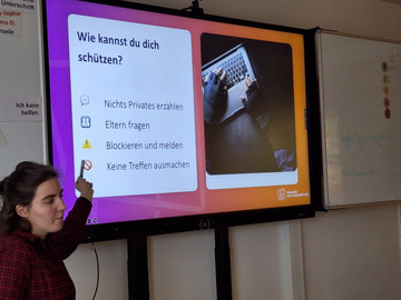 Seminar „Internet, aber sicher!“ für die Lerngruppen 5a und 5b